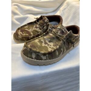 Hey Dude Wally Camo Shoes Mens Size 9 Slip On Casual Lightweight‎